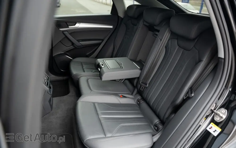 AUDI Q5 50 TFSIe quattro S tronic S line