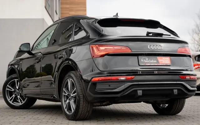 AUDI Q5 50 TFSIe quattro S tronic S line