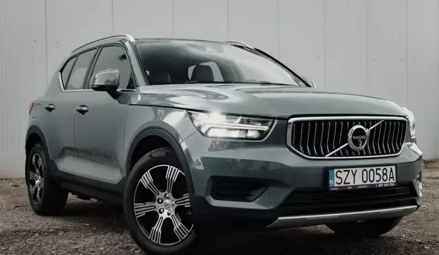 VOLVO Xc 40 