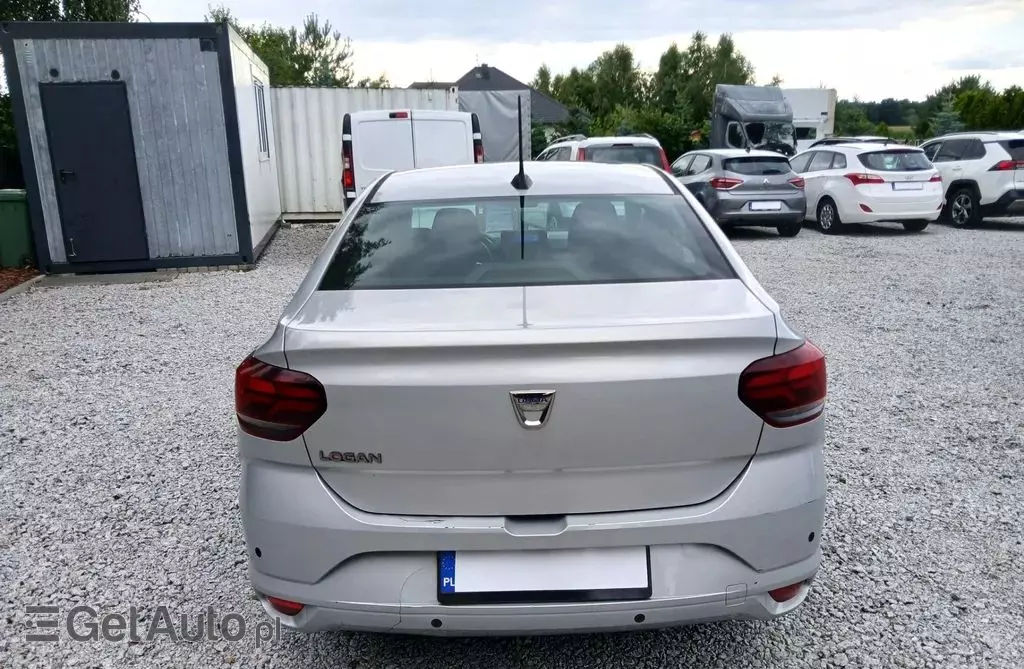 DACIA Logan 