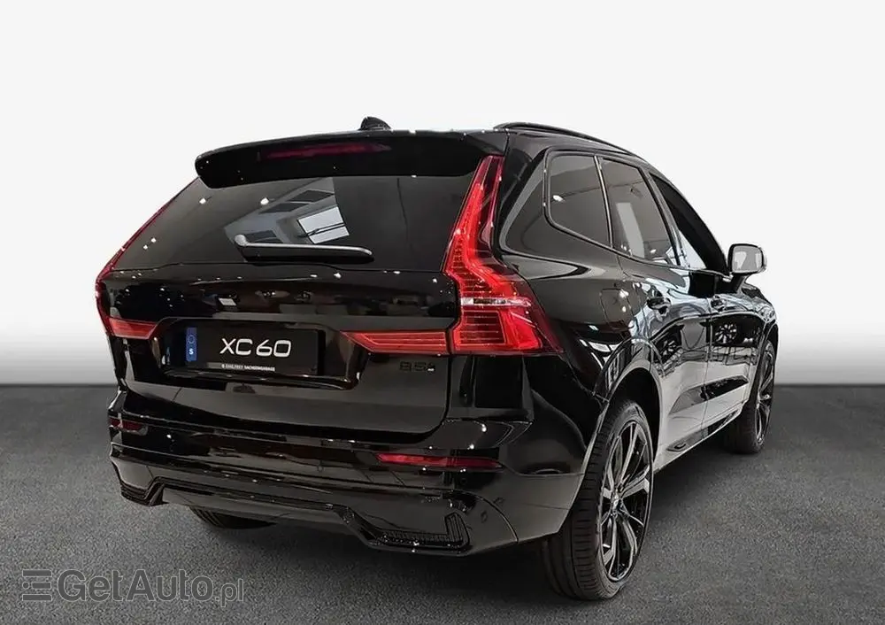 VOLVO XC 60 B5 B AWD Plus Black Edition