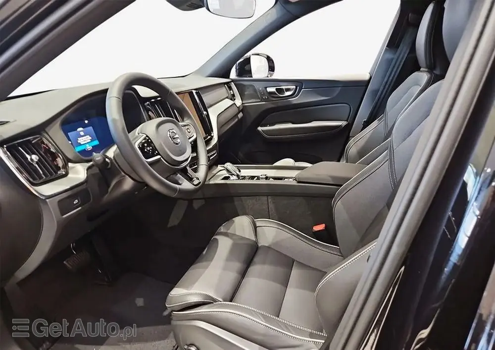 VOLVO XC 60 B5 B AWD Plus Black Edition