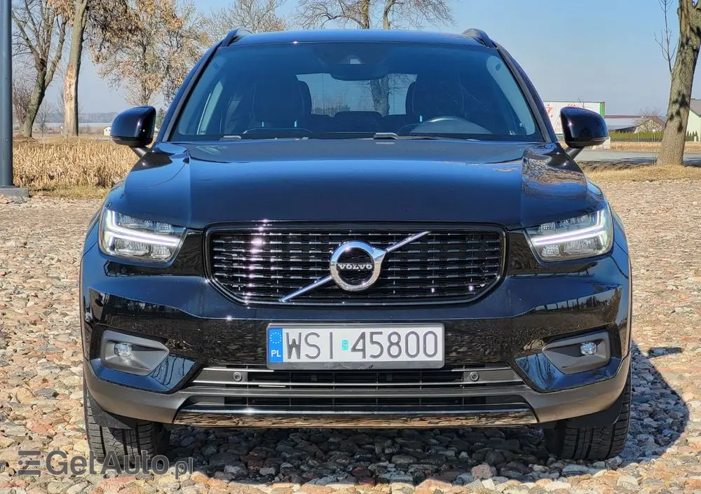 VOLVO XC 40 D4 AWD Geartronic R-Design