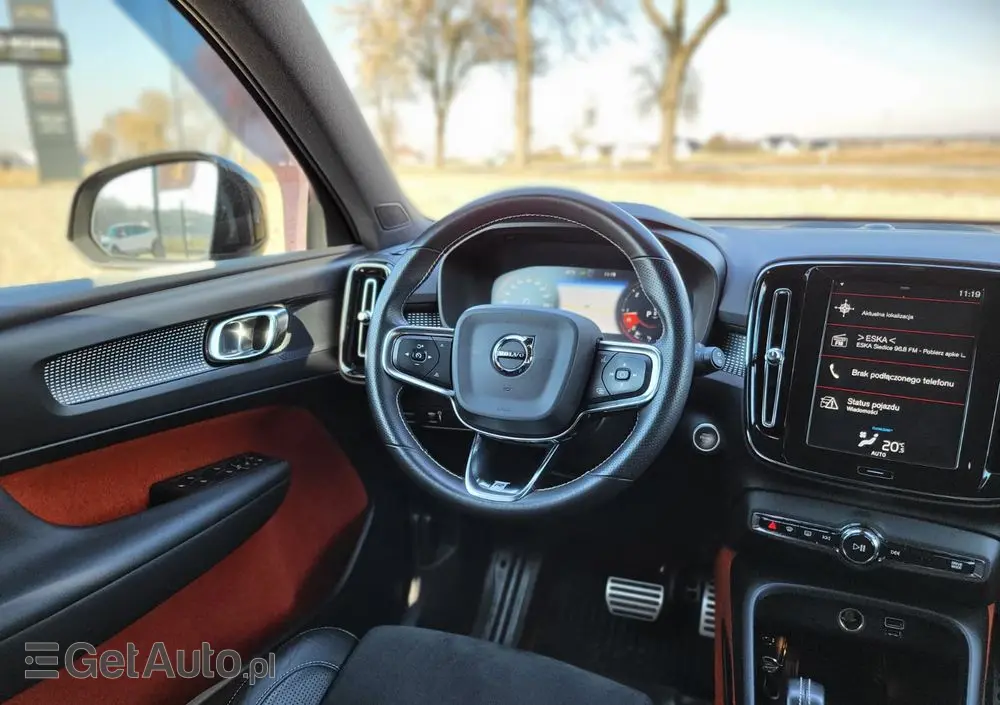 VOLVO XC 40 D4 AWD Geartronic R-Design