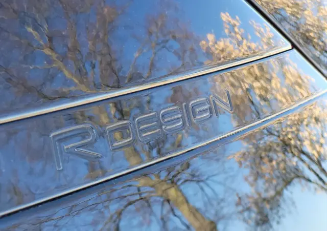 VOLVO XC 40 D4 AWD Geartronic R-Design