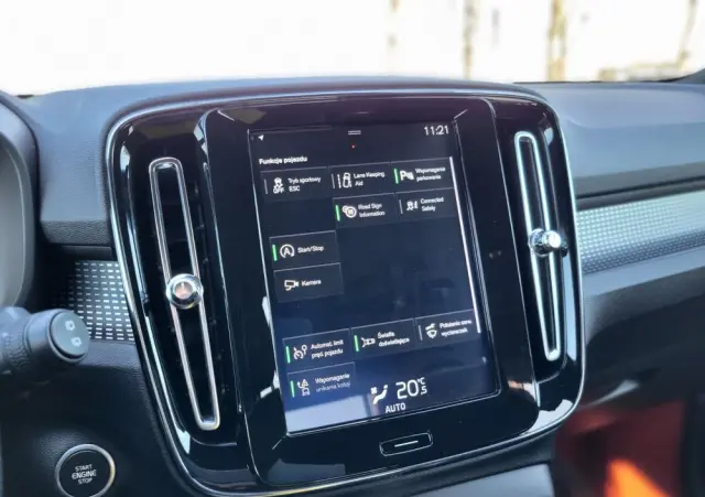 VOLVO XC 40 D4 AWD Geartronic R-Design