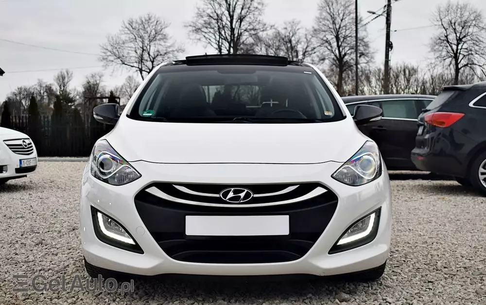 HYUNDAI I30 1.6 CRDI Fifa World Cup Edition