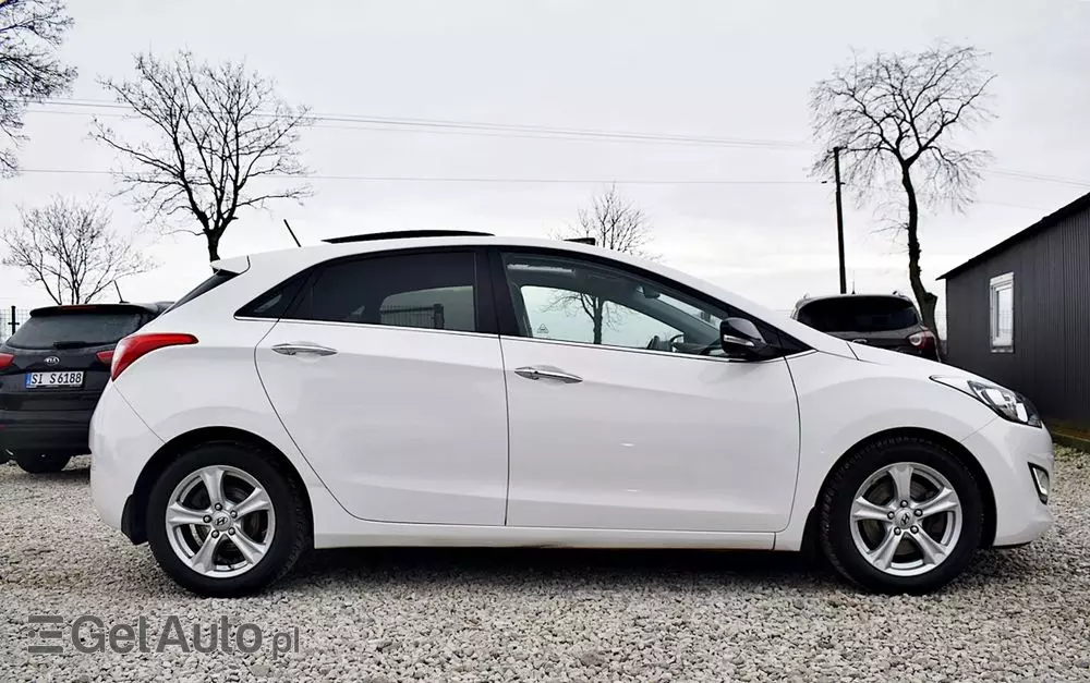 HYUNDAI I30 1.6 CRDI Fifa World Cup Edition