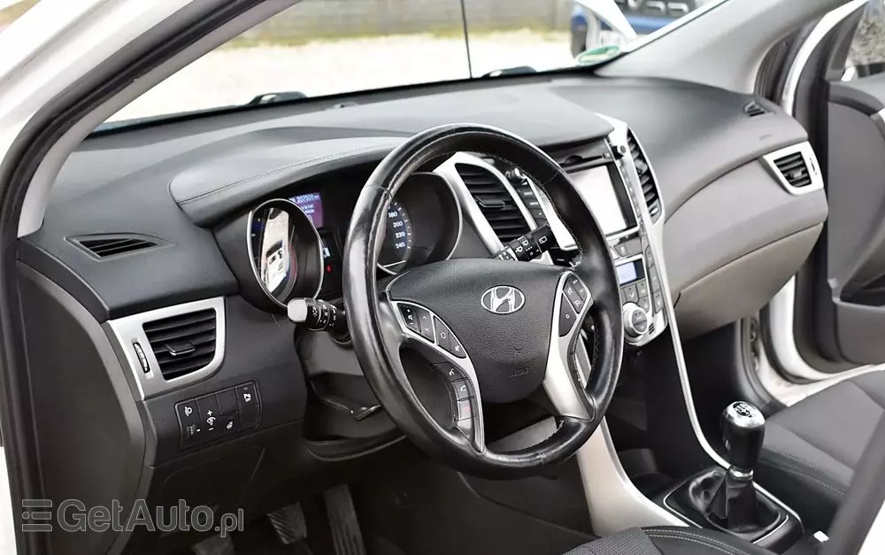 HYUNDAI I30 1.6 CRDI Fifa World Cup Edition