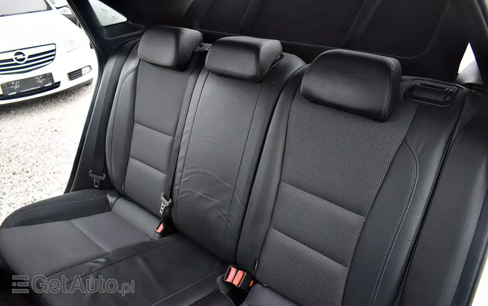 HYUNDAI I30 1.6 CRDI Fifa World Cup Edition