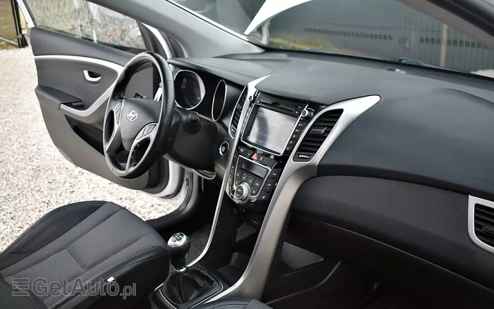 HYUNDAI I30 1.6 CRDI Fifa World Cup Edition