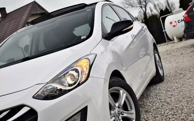 HYUNDAI I30 1.6 CRDI Fifa World Cup Edition