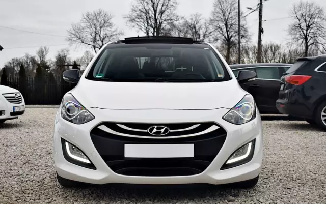 HYUNDAI I30 1.6 CRDI Fifa World Cup Edition