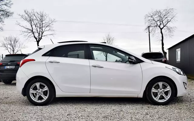 HYUNDAI I30 1.6 CRDI Fifa World Cup Edition