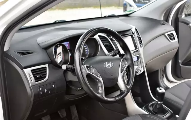 HYUNDAI I30 1.6 CRDI Fifa World Cup Edition