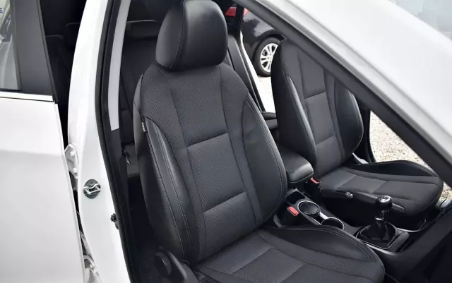 HYUNDAI I30 1.6 CRDI Fifa World Cup Edition