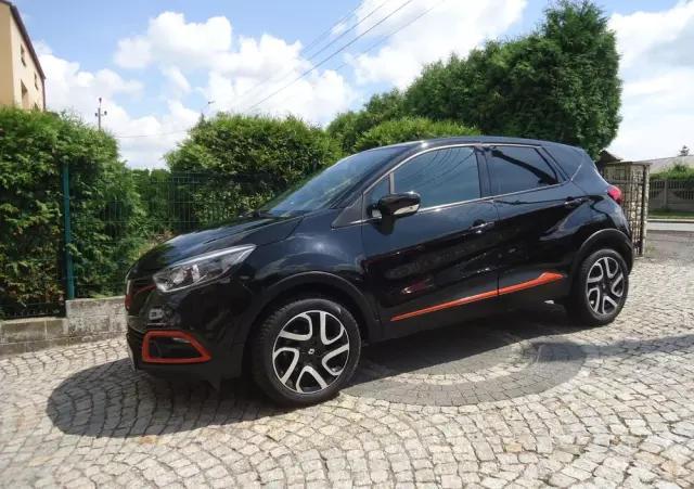 RENAULT Captur ENERGY TCe 120 EDC Intens