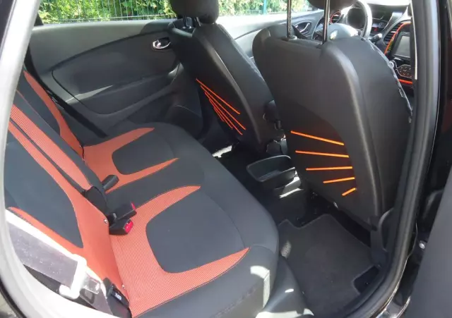 RENAULT Captur ENERGY TCe 120 EDC Intens