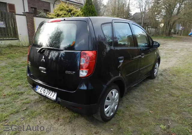 MITSUBISHI Colt 