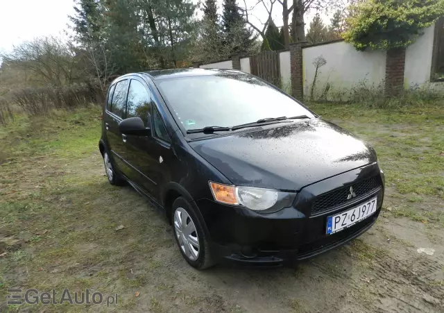 MITSUBISHI Colt 