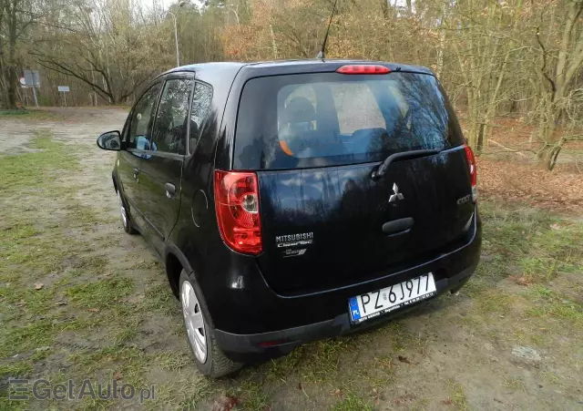 MITSUBISHI Colt 