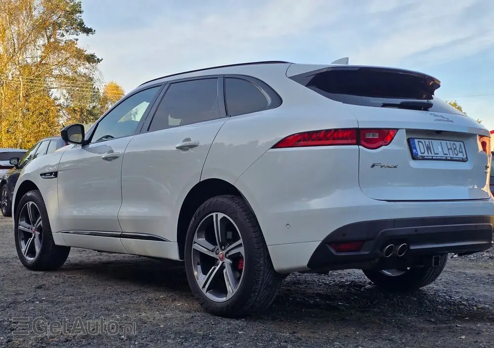 JAGUAR F-Pace 20d AWD R-Sport