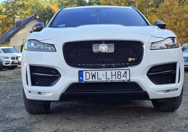 JAGUAR F-Pace 20d AWD R-Sport