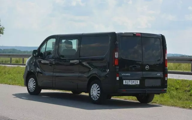OPEL Vivaro 