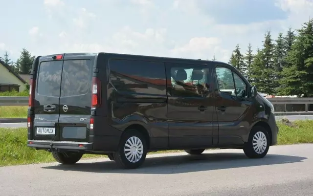 OPEL Vivaro 