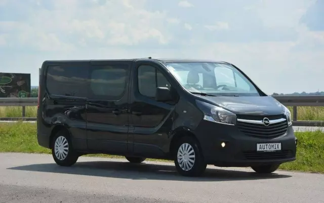 OPEL Vivaro 