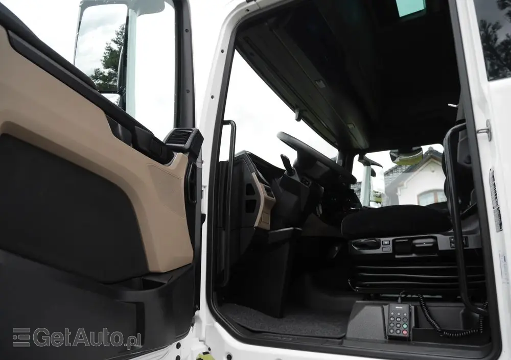 MAN TGX 18.470 / LOW DECK/ MEGA/ WYSOKA KABINA/ STAN IDEALNY 