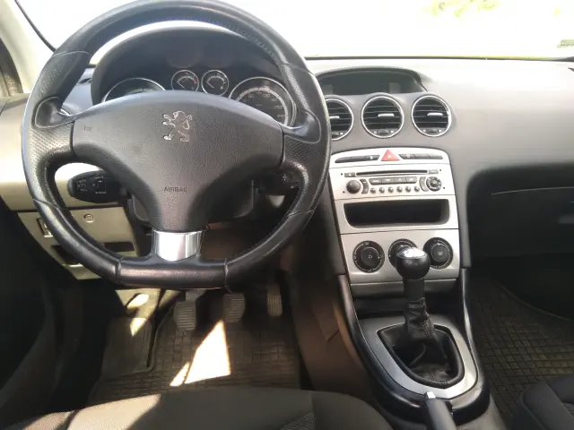 PEUGEOT 308 Premium
