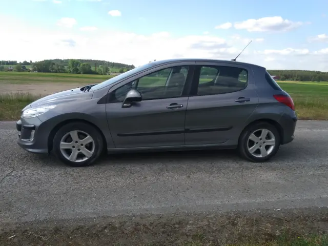 PEUGEOT 308 Premium