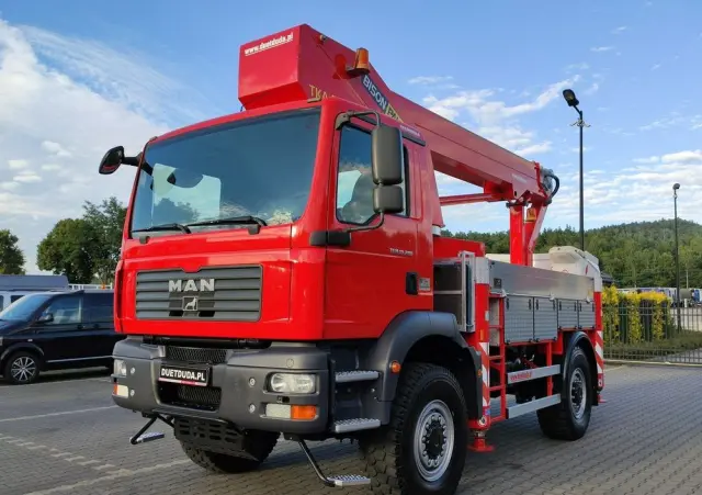 MAN TGM 18.280 4x4 Zwyżka Bison Palfinger TKA 28 Podnośnik Koszowy 