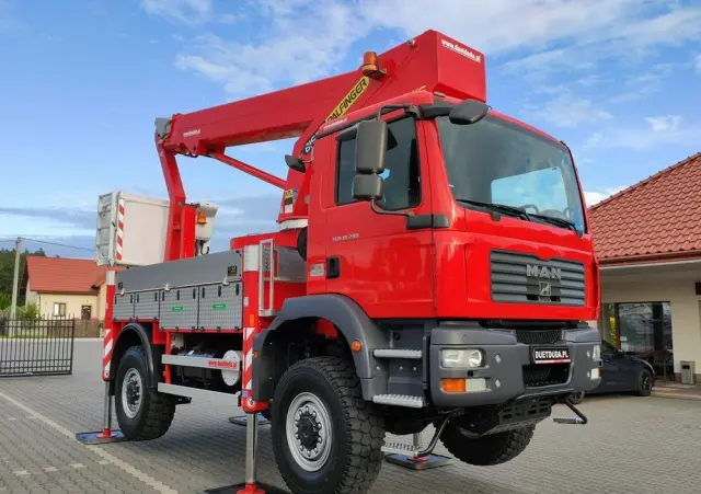 MAN TGM 18.280 4x4 Zwyżka Bison Palfinger TKA 28 Podnośnik Koszowy 