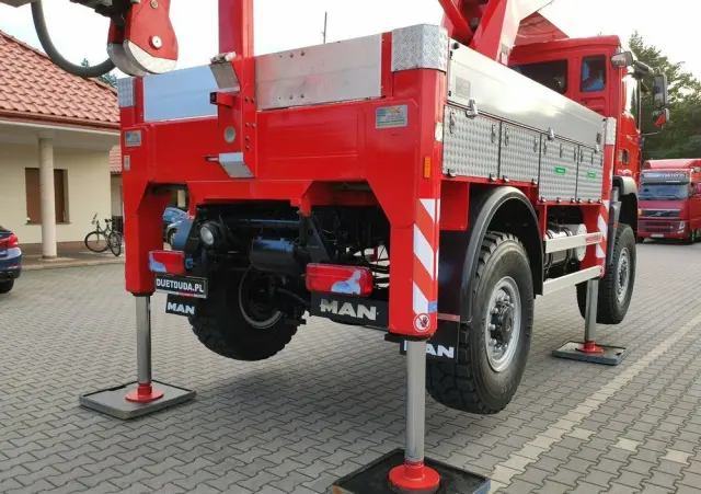 MAN TGM 18.280 4x4 Zwyżka Bison Palfinger TKA 28 Podnośnik Koszowy 