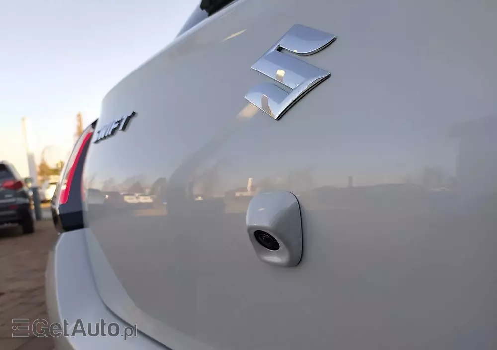 SUZUKI Swift 1.2 Dualjet SHVS Premium Plus