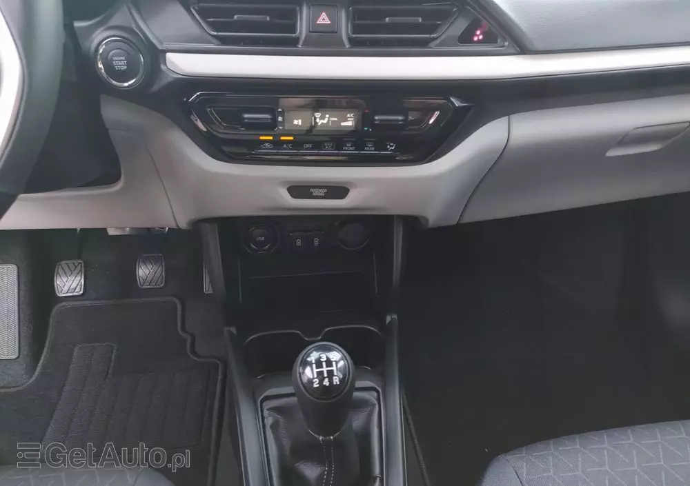 SUZUKI Swift 1.2 Dualjet SHVS Premium Plus