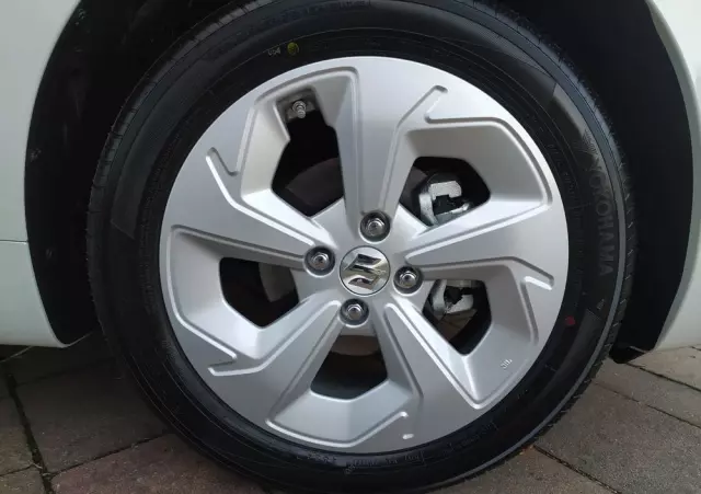 SUZUKI Swift 1.2 Dualjet SHVS Premium Plus