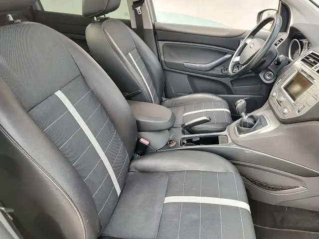 FORD Kuga Titanium