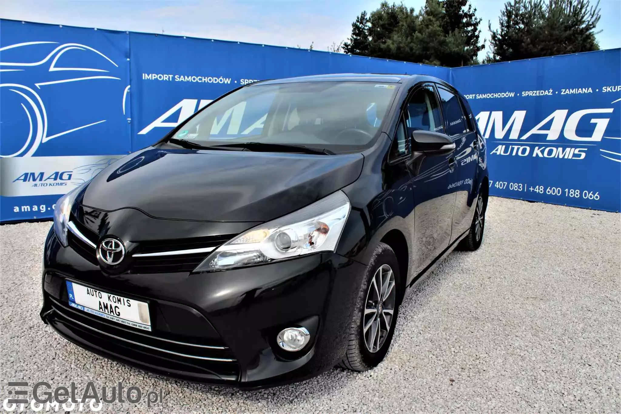 TOYOTA Verso 