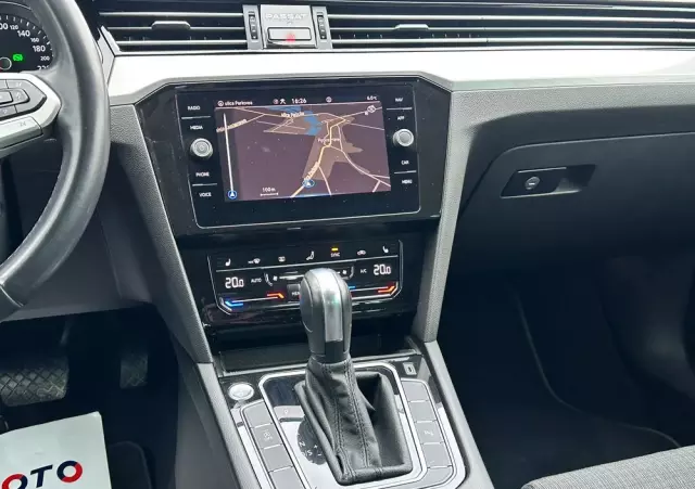 VOLKSWAGEN Passat 2.0 TDI EVO Business DSG