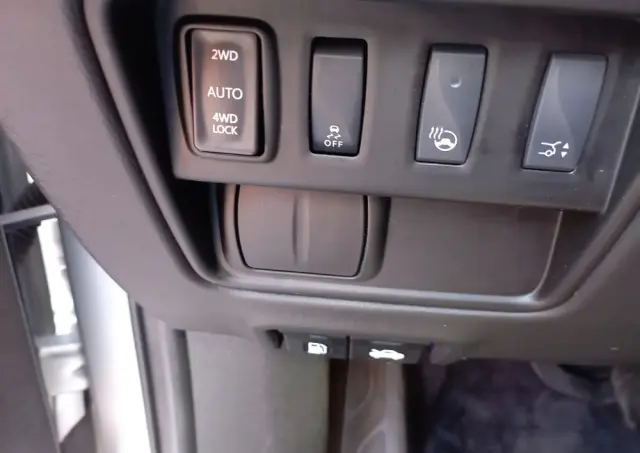 RENAULT Koleos 2.0 dCi Intens 4x4 X-Tronic