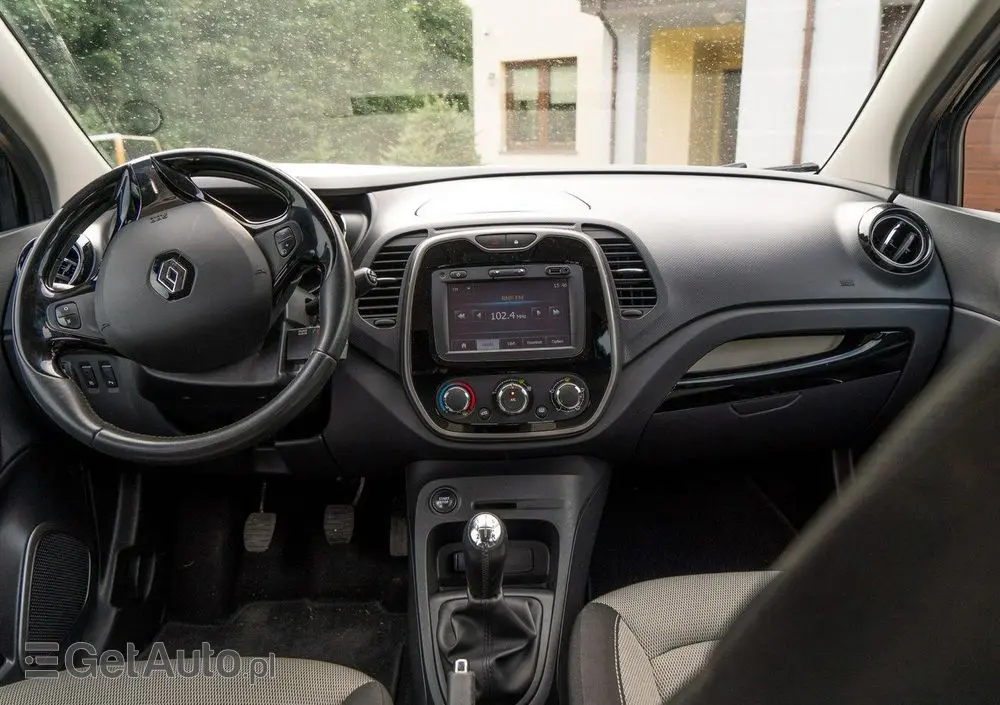 RENAULT Captur 