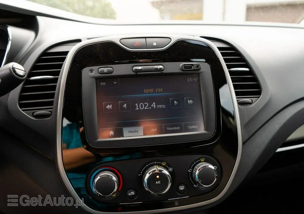 RENAULT Captur 
