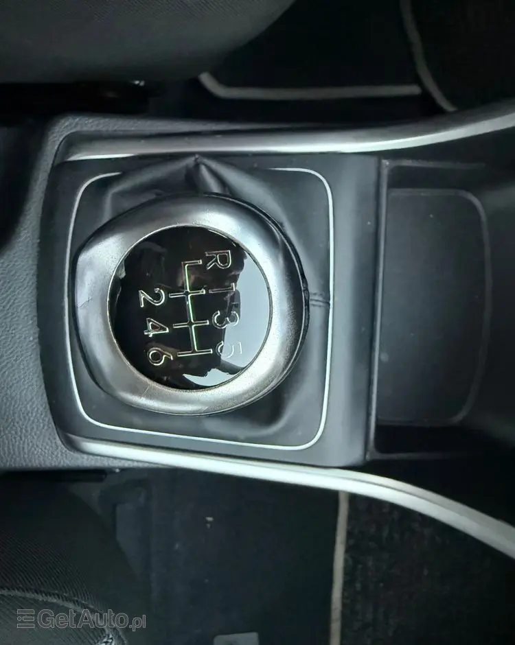 HYUNDAI I30 1.6 CRDi Classic +