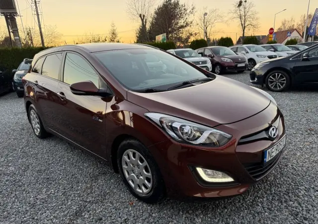 HYUNDAI I30 1.6 CRDi Classic +