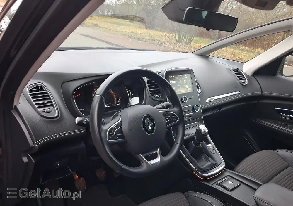 RENAULT Scenic BLUE dCi 120 BUSINESS EDITION