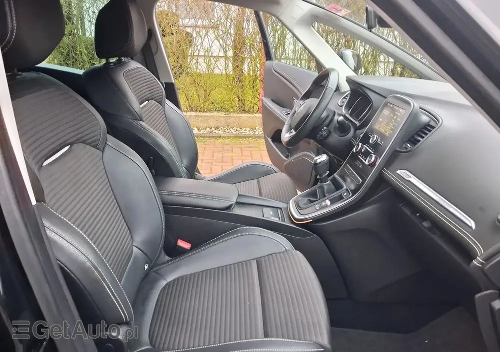 RENAULT Scenic BLUE dCi 120 BUSINESS EDITION