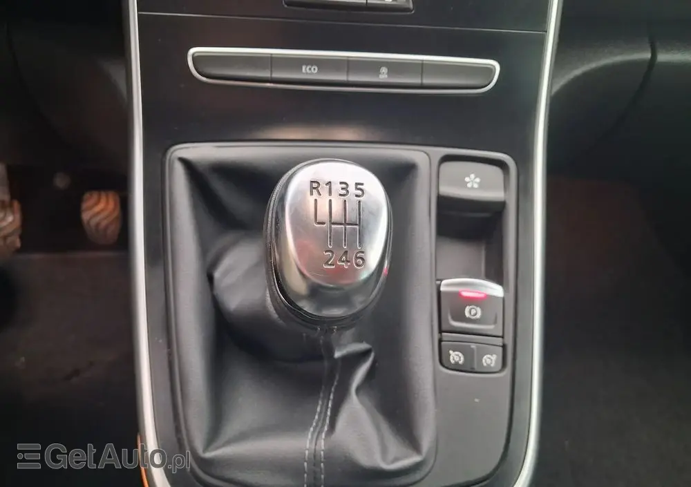 RENAULT Scenic BLUE dCi 120 BUSINESS EDITION